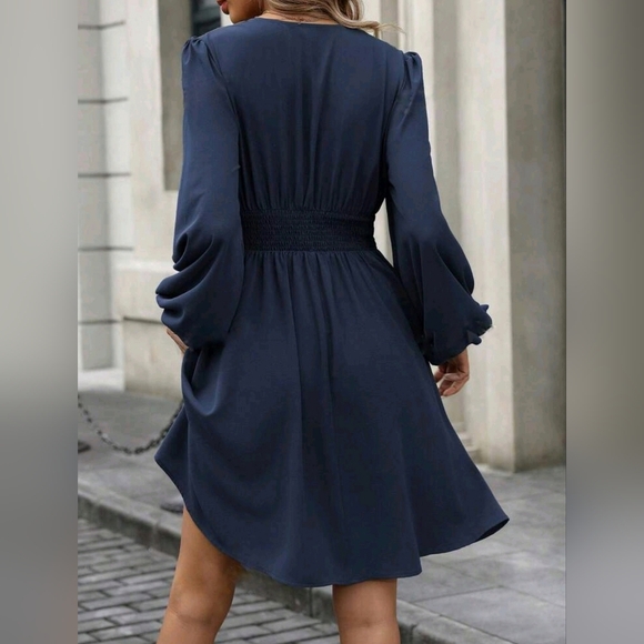 New Flowy Lantern Long Sleeve Twist Waist Short Dress Navy Blue - Picture 5 of 8